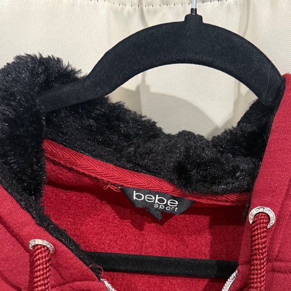 Bebe NWT Maroon Zip-Up Hoodie Size L - Picture 4 of 9